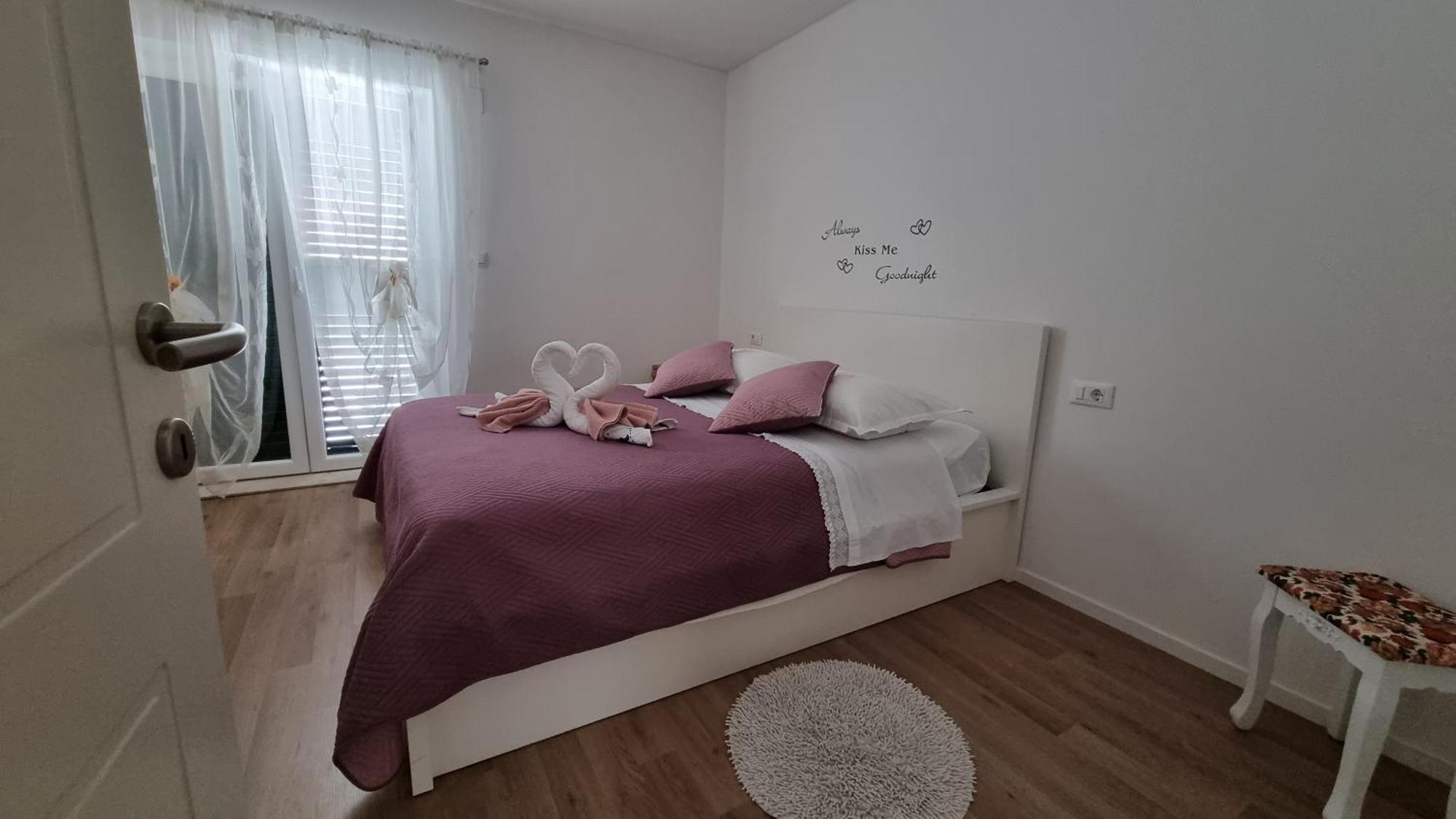 Apartment Pino 푸치스차 외부 사진
