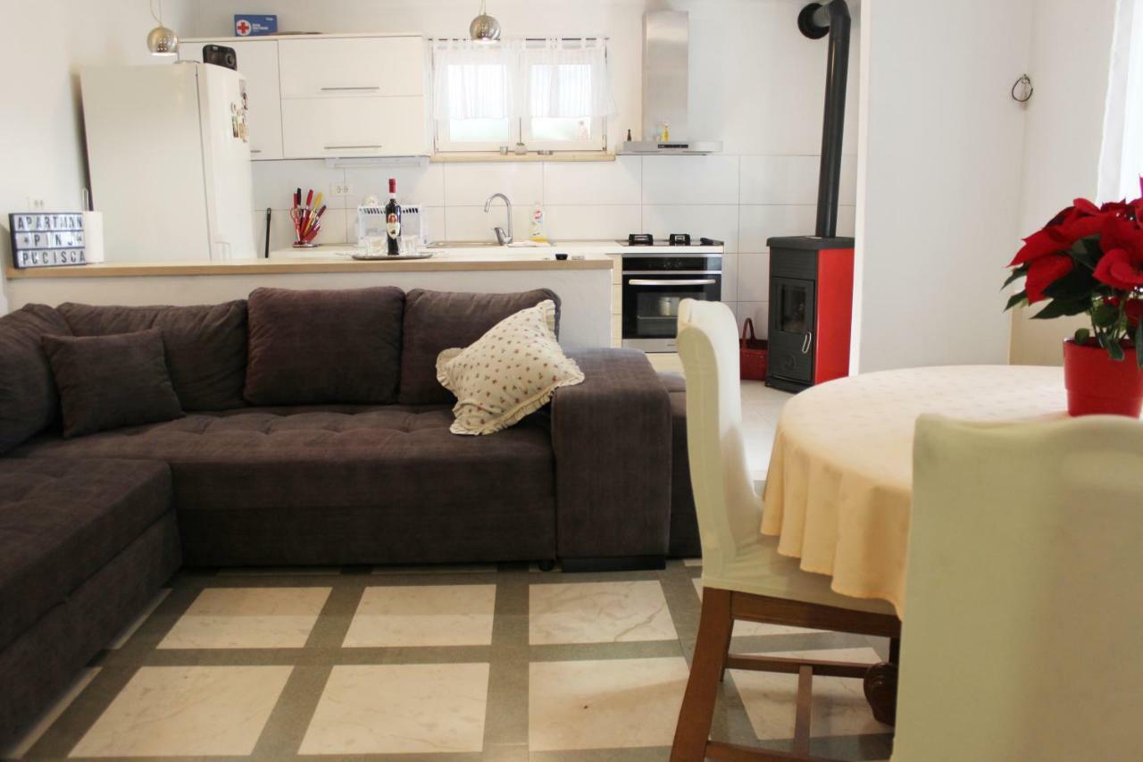 Apartment Pino 푸치스차 외부 사진