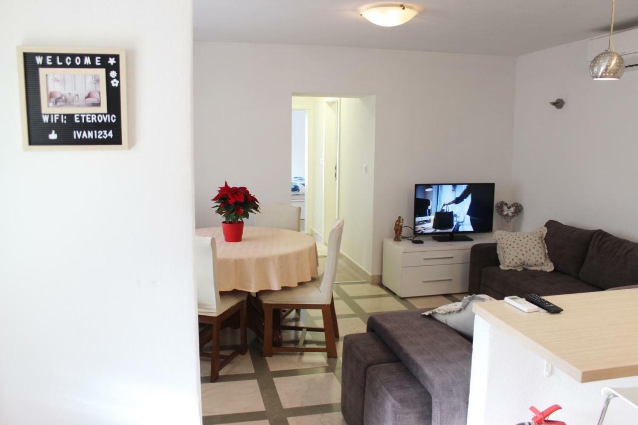 Apartment Pino 푸치스차 외부 사진
